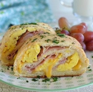 Ham, Egg, and Cheese Breakfast Rolls