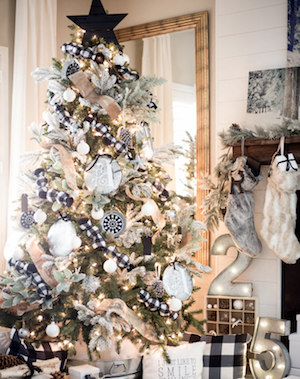 Black and White Buffalo Check Christmas Tree