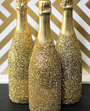 DIY Sparkly Bottles New Year's Eve Decoration