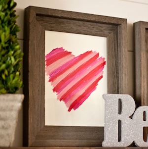 DIY Lipstick Art Valentine's Day decor idea