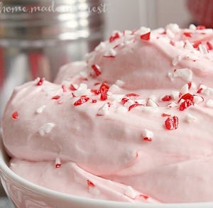 2 Minute Peppermint Fluff Dip