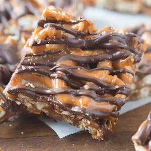 Salted Chocolate Caramel Pretzel Bars