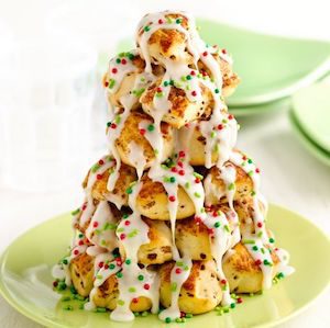 Stacked Cinnamon Roll Christmas Tree Breakfast idea