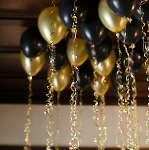 Gold and Black Balloon New Years Eve Decorations