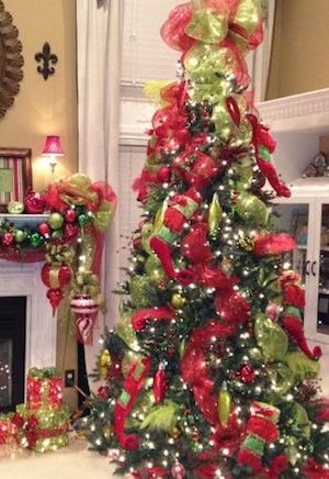Red and Green Mesh Deco Ribbon Tree