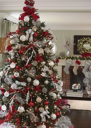 Red and White Sparkle Christmas Tree
