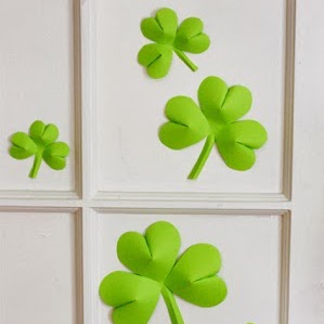 DIY Easy Paper Clovers