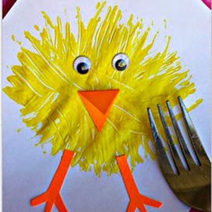 https://www.prudentpennypincher.com/wp-content/uploads/2018/02/Easter-Chick-Fork-Painting.jpg