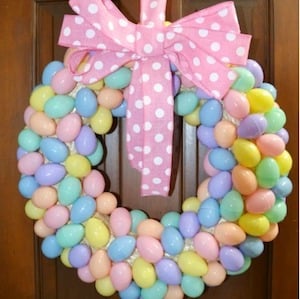 Affordable DIY Easter Egg Wreath