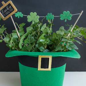 Easy Leprechaun Hats Centerpiece