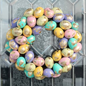 DIY Easter Wreath with Gold Leaf Speckled Eggs