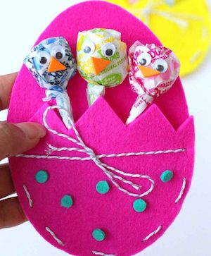 Felt Egg Treat Pouches