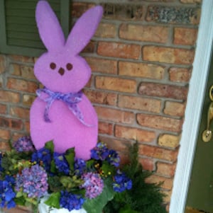 Giant Peeps outdoor easter decoration