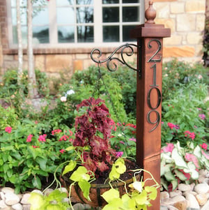 20 Great DIY Front Yard Decor Projects