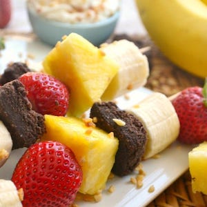 ▷ Fruit Brochette - Healthy Afternoon Snacks【HSN Blog】