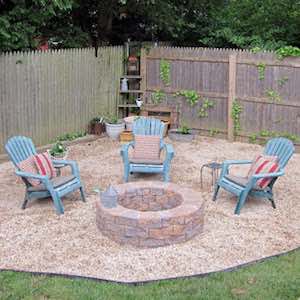 Fire Pit with Gravel 