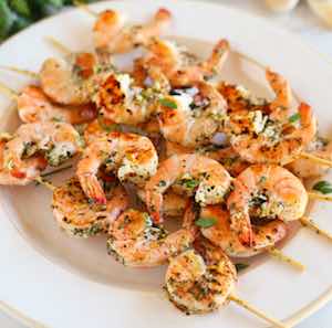 Lemon Garlic Grilled Shrimp Skewers