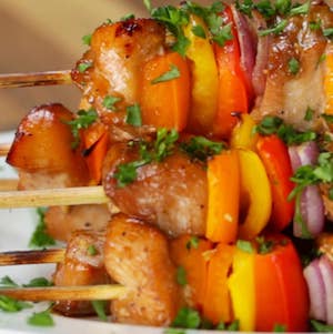 Honey-Garlic Chicken & Veggies Skewer