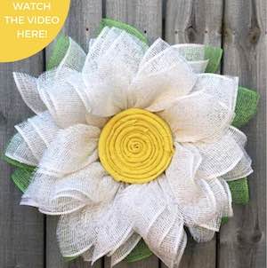 Burlap Daisy Wreath