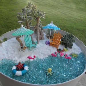 Beach fairy garden with Water and Flamingos
