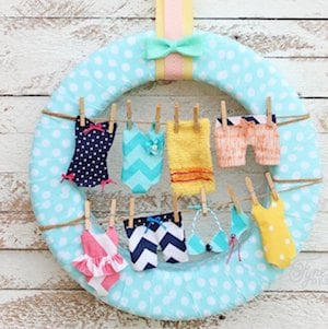 Swimsuits on the Clothesline Wreath