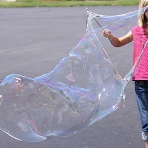 Giant Bubbles