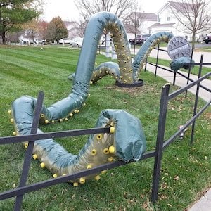 Giant Tentacle Monster