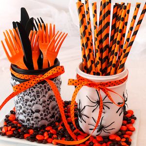 Halloween Mason Jars craft for adults