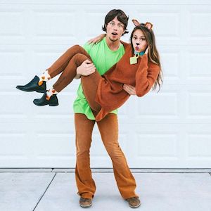 120+ Creative DIY Couples Costumes For Halloween