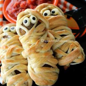 Meatball Mummies halloween appetizer