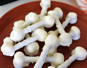 halloween Pretzel Bones appetizer