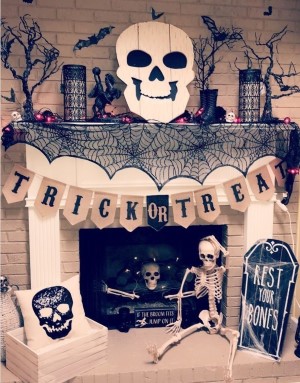 Creepy Skeleton Halloween Mantel Decor