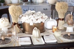 Black and Gold Thanksgiving Table