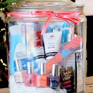 Mani-Pedi In A Jar mother’s day gift