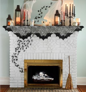 Bat Halloween Mantel Decor