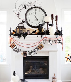 modern Halloween Mantel with halloween garland