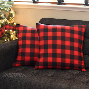 buffalo check DIY Dollar Spot Pillow 