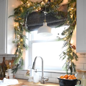 Christmas Garland Decor for Kitchen