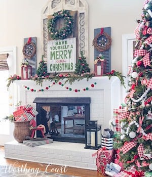 Farmhouse Christmas Mantel