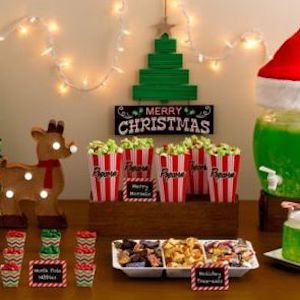 Merry Grinchmas Party table 