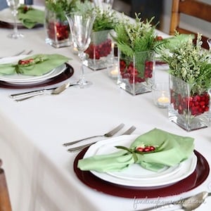 Simple Christmas Table