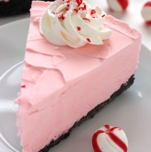 No Bake Peppermint Cheesecake