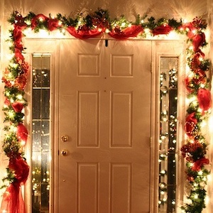 DIY Christmas door garland decoration