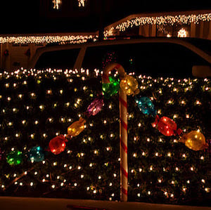 Lighted Candy Garland for the fence