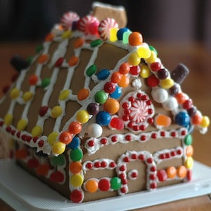 Easy Gingerbread House