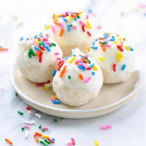 Champagne Cake Balls