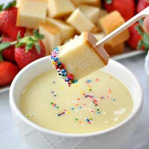 White Chocolate Champagne dessert Fondue