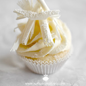 White Winter Cupcakes