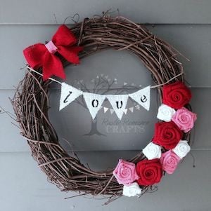 Love Grapevine Wreath