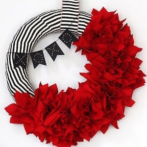 easy Fabric Punch Ruffle valentine Wreath